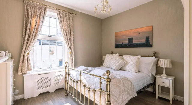 15 Brownlow Street, Забронировать Отель Йорк Северный Йоркшир, рядом с Многоугольная римская башня
