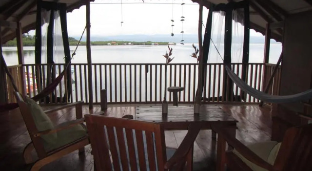Casa Istmito, Book Hotel Carenero Island Panama