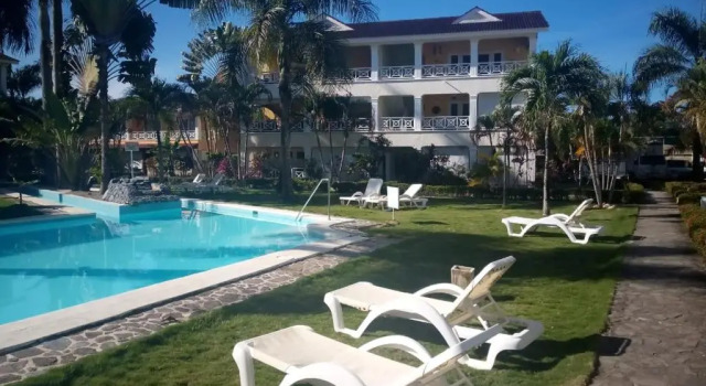 Апартаменты Playa Turquesa only 50m From the Beach Walk to all Restaurants