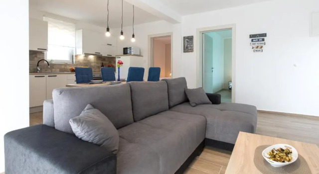 Apartman Jugo, Prenota Appartamento Hotel a Isole Quarnerine con parcheggio, Parcheggio