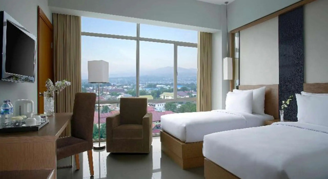 Двухместный номер Superior Hotel Santika Palu