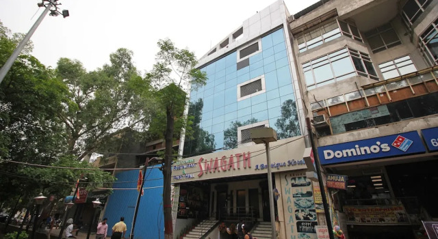 OYO 5915 Hotel Swagath, Забронировать Отель Отели Нью-Дели с завтраком, Завтраки