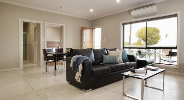 Апартаменты Standard с 2 комнатами с балконом Renmark Holiday Apartments