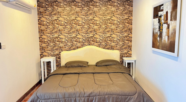 Stylish 1BR Sea-view Condo - 2 Balconies - View Talay 1 Jomtien