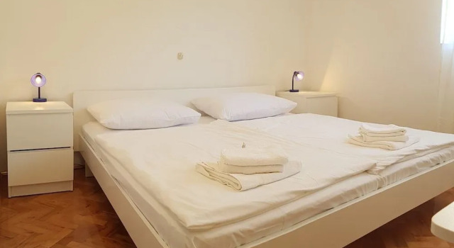 Bed and Breakfast Vjeko, Prenota Hotel Hotel a Croatian Islands con parcheggio, Parcheggio