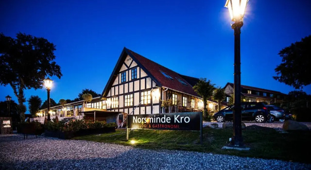 Norsminde Kro, Rezerwuj Hotel Hotele w Midtjylland z parkingiem, Parking