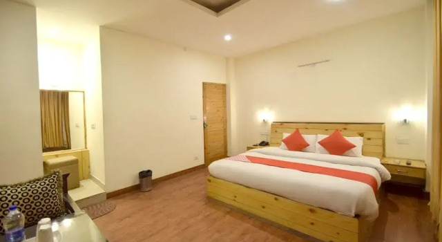 Hotel Himalayan Stay Manali, Забронировать Отель Отели Манали с парковкой, Парковка