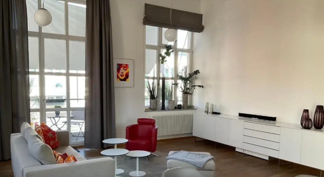 Fabrik 52 - Loft am Theater im Erfurter Brühl, Забронировать Отель Отели Эрфурта с парковкой, рядом с Августинский монастырь, Парковка