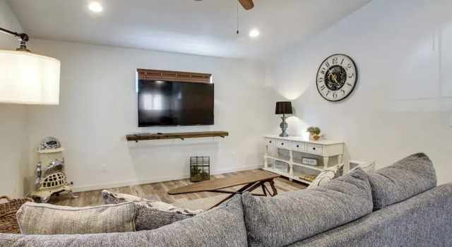 1 Mi to Dtwn Cda: Pet-friendly Home w/ Patio!, Забронировать Дом для отпуска Виллы Кер-д'Ален, рядом с Музей Северного Айдахо, Вилла