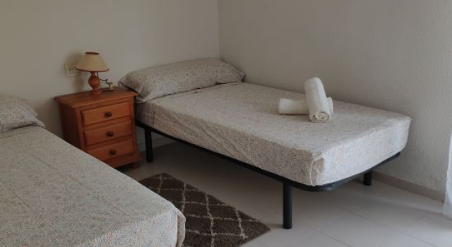 Апартаменты Two Bedroom Apartment on Front Line Of The Beach