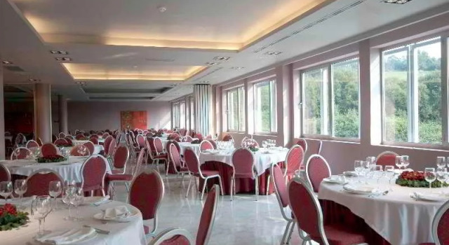 Hotel Parque Astur, Buchen Sie Hotel Corvera de Asturias 