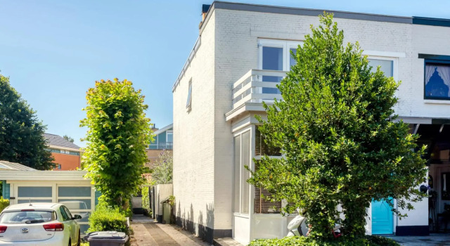 Casa Vos Family Home, Забронировать Отель Зандворт Zuid-Kennemerland, рядом с Железнодорожный вокзал Зандворта