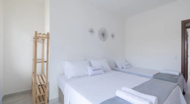 Апартаменты Apt 3 Bedrooms in Condo w/ Pool Csv0006
