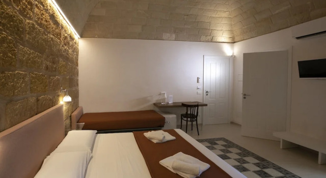CASE COLOMBO E MATTARELLA by Trerose Properties - Appartamenti centrali con wi-fi e posto auto privato gratuito, Book Hotel Hotels in Sicily with Parking, Parking