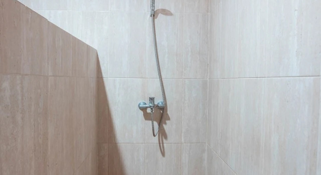 Standard Suite Super OYO 686 Bunga Karang Hotel
