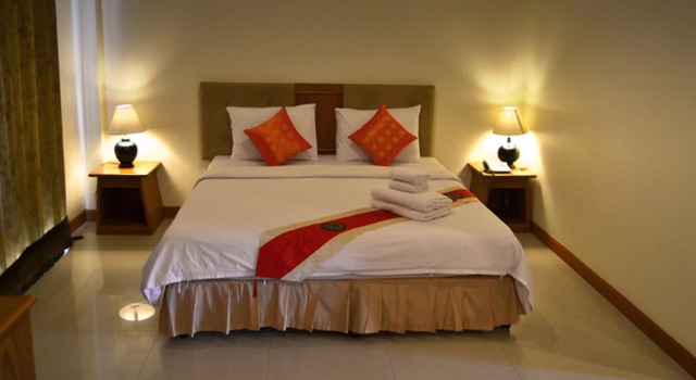 President Hotel Udonthani, Забронировать Отель Отели Удонтхани с завтраком, рядом с Университет Раджабхат Удон Тхани, Завтраки