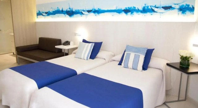 Трёхместный номер The Place Mar Mediterrania & Spa by ALEGRIA 4 SUP