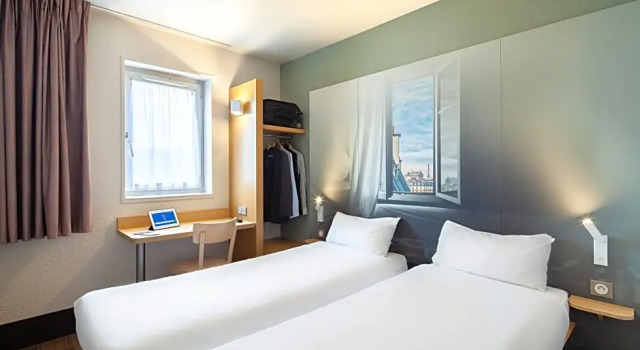 Трёхместный номер Standard B&B HOTEL Saint-Michel sur Orge