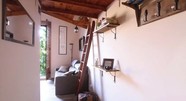 The Wood House Barcelona, Забронировать Апартаменты/квартира Сантс-Монжуик , рядом с Приход Св. Августина