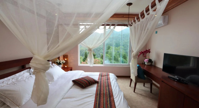 Panshan Tingquan Tuwo Holiday Resort, Prenota Resort Hotel tutto incluso a Leshan, All Inclusive