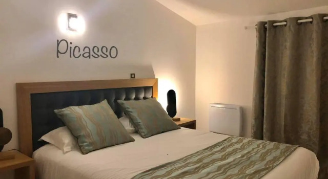 Семейный люкс Deluxe Auberge de lAbbaye Cruis