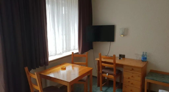 Hotel Grüner Baum, Забронировать Отель Бретценхайм Хунсрюк