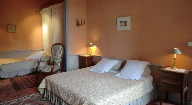 Chateau de Fontblachère, Prenota Hotel Hotel a Alvernia con parcheggio, Parcheggio