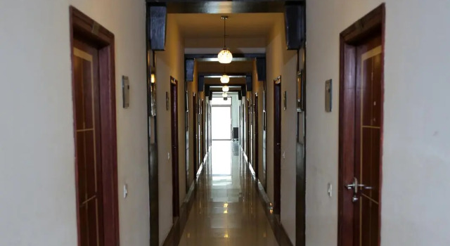 Resort Hare Krishna Orchid, Забронировать Курортный отель СПА-отели Вриндавана, SPA-услуги