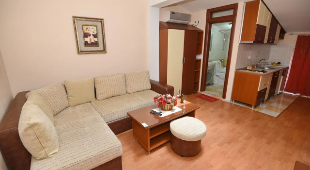 Darni Central Apartments, Забронировать Апартаменты/квартира Охрид Lake Ohrid, рядом с Saint Pantelejmon