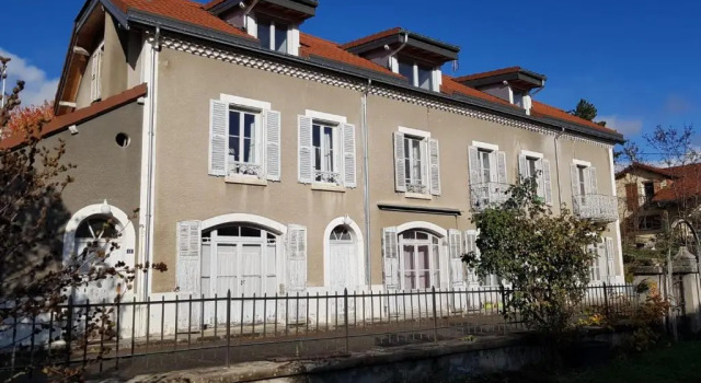 La fontaine des amis, Prenota Appartamento Hotel a Alvernia con parcheggio, Parcheggio