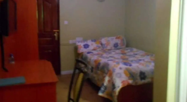 Laikipia Comfort Hotel, Varaa Hotelli Hotellit Laikipia pysäköinnillä, Pysäköinti