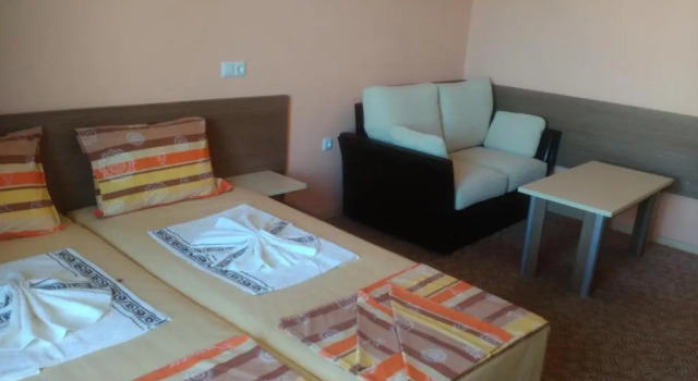 Люкс Fits Guest House