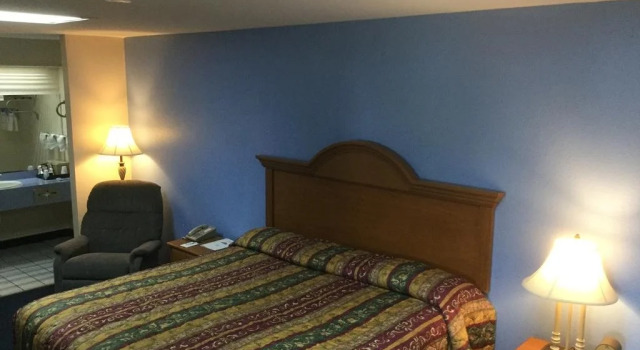 Brush Country Inn And Suites, Buchen Sie Hotel Freer Texas