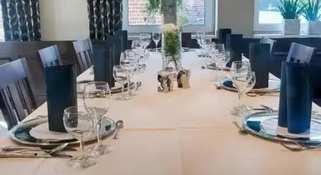 Hotel Zum Tiergarten, Забронировать Отель Фелен 