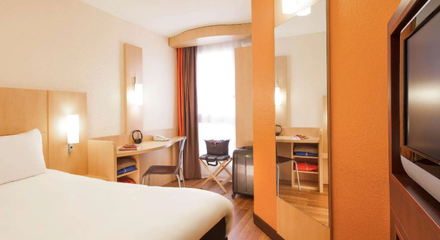 Двухместный номер Standard ibis Versailles Château