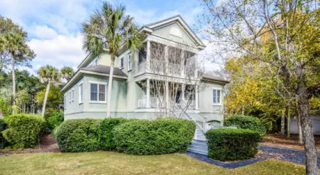 20 Ocean Green Drive by RedAwning