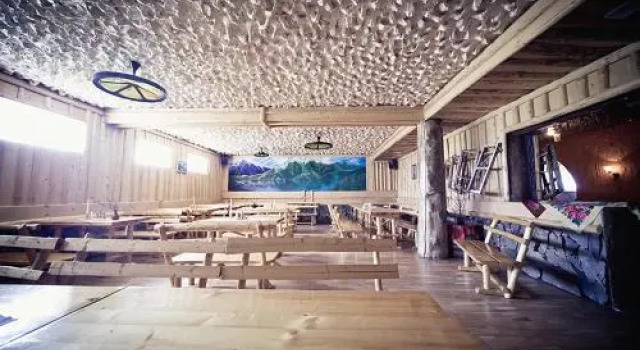 Grota zbójnicka apartament i pokoje, Book Hotel Hotels in Tatras with Parking, Parking