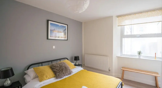 Ella Fitzgerald - Luxury 2 Bedroom Apt, Забронировать Отель Бизнес-отели Кардиффа, рядом с Национальный музей Кардиффа, 4* 5*
