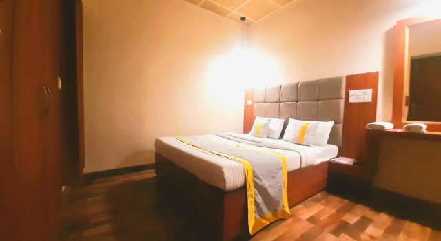 Luxmi Hotel, Забронировать Отель Отели Аллахабад с завтраком, Завтраки