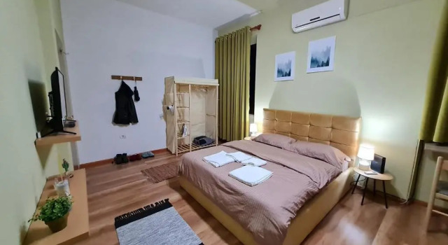Апартаменты Ex-Block District charming studio apartment with treeish sorrounding view!