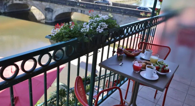 Двухместный номер Superior с видом на реку Best Western Le Pont dOr