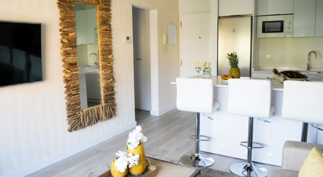 Living4Torremolinos Sea Breeze, Забронировать Апартаменты/квартира Отели Торремолинос с парковкой, рядом с Парафия Архангела Михаила, Парковка