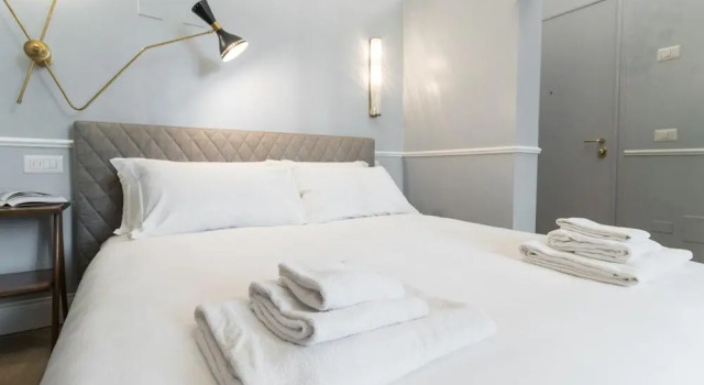 Italianway - Garigliano 4 Flat, Забронировать Отель Бизнес-отели Милана, рядом с Сондрио, 4* 5*
