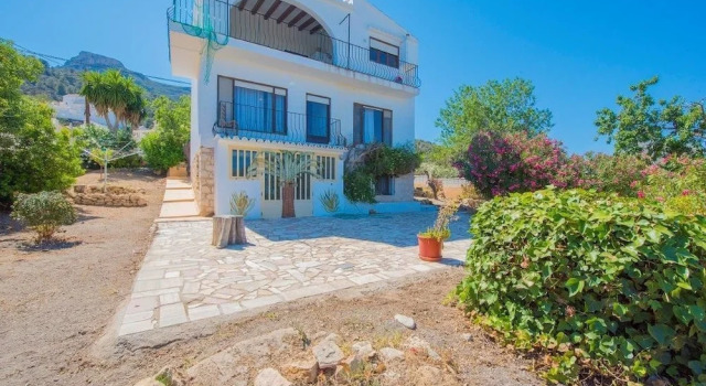 Villa Cucarres 2i
