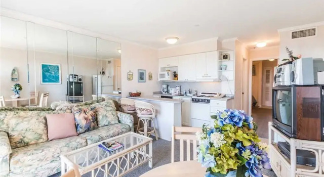 Beach & Tennis Admirals Row 107, 1 Bedroom, Ocean View, 2 Pools, Sleeps 4, Забронировать Отель Отели Хилтон-Хед-Айленд с бассейном, рядом с Прибрежный парк Folly Field Beach Park, Бассейн