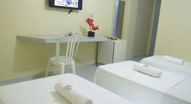Трёхместный номер Standard JR Hotel