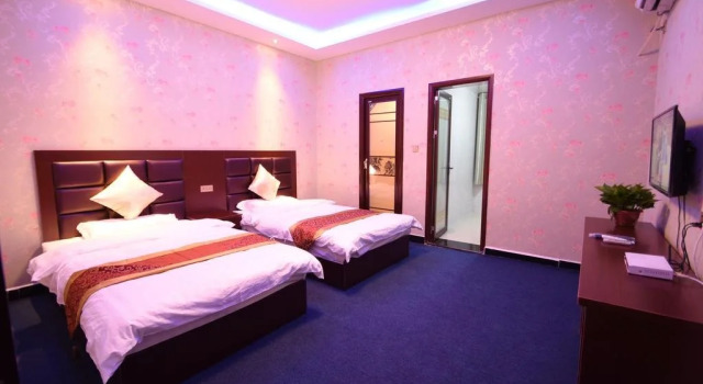 Hong Fu Business Hotel, Prenota Hotel Xianyang Shaanxi
