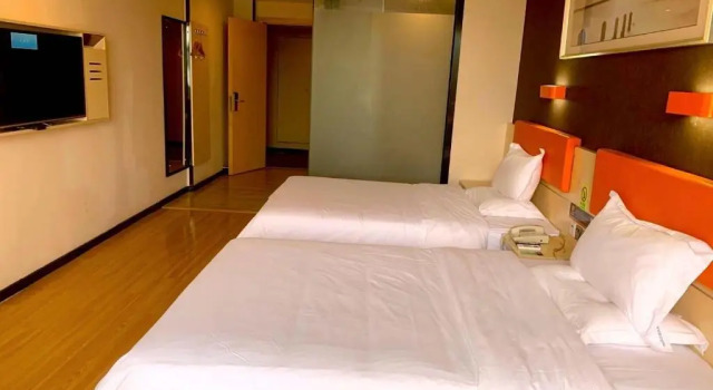 Двухместный номер Superior 7Days Premium Shenzhen Songgang Yanchuan Branch