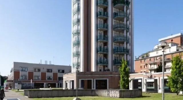 B&B Bologna Fair Tower, Забронировать Отель «постель и завтрак» Сан-Донато Болонья, рядом с Улица Виа-Дзамбони