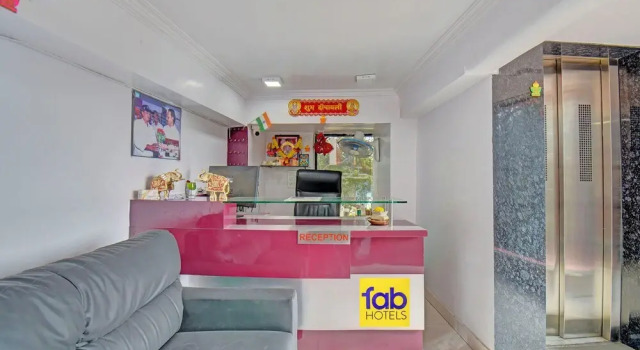 FabHotel Silver Star, Забронировать Отель Отели штата Махараштры 3 звезды, 3*